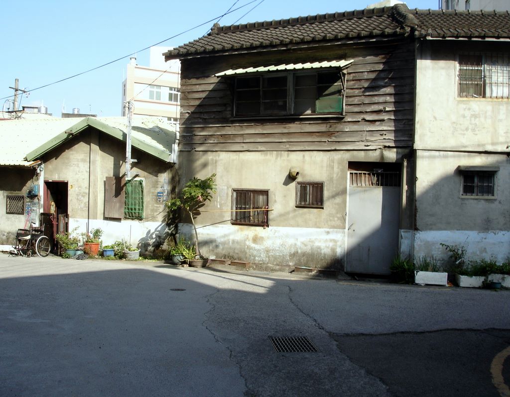 2010_11_21___02___around_zhuolan_part_1_01.jpg (large)