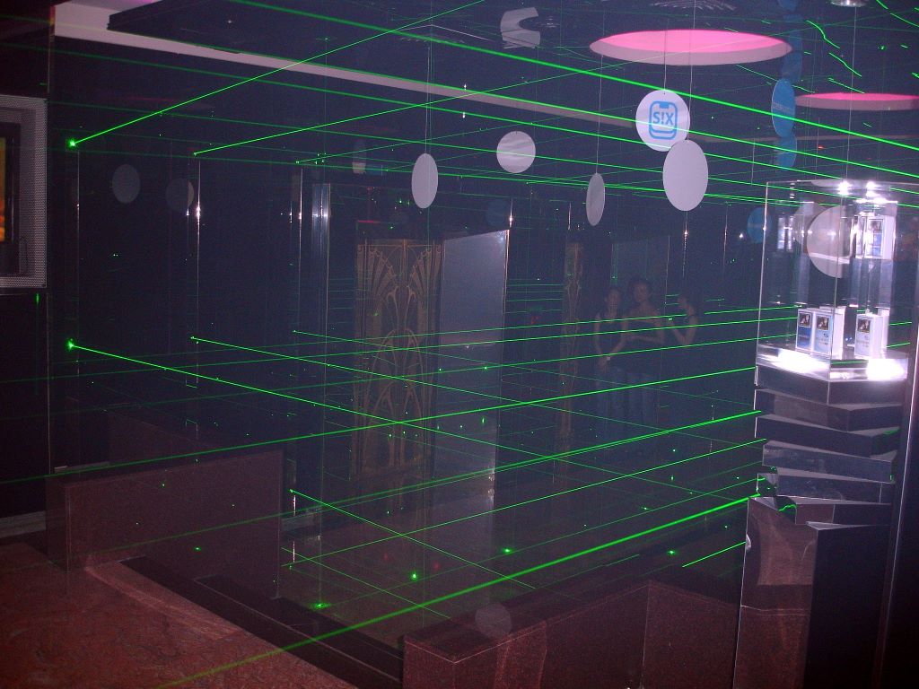 2010_11_26___02___luxy_02.jpg (large)